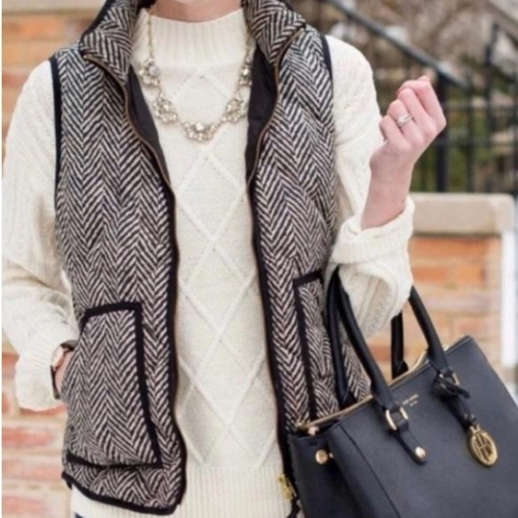 J Crew Womens Excursion Herringbone Printed Quilted Puffer Zip Front Vest Sz XXS - Picture 2 of 11